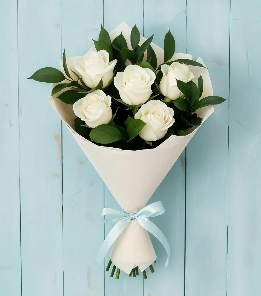 Букет цветов из: Розы в Спутник