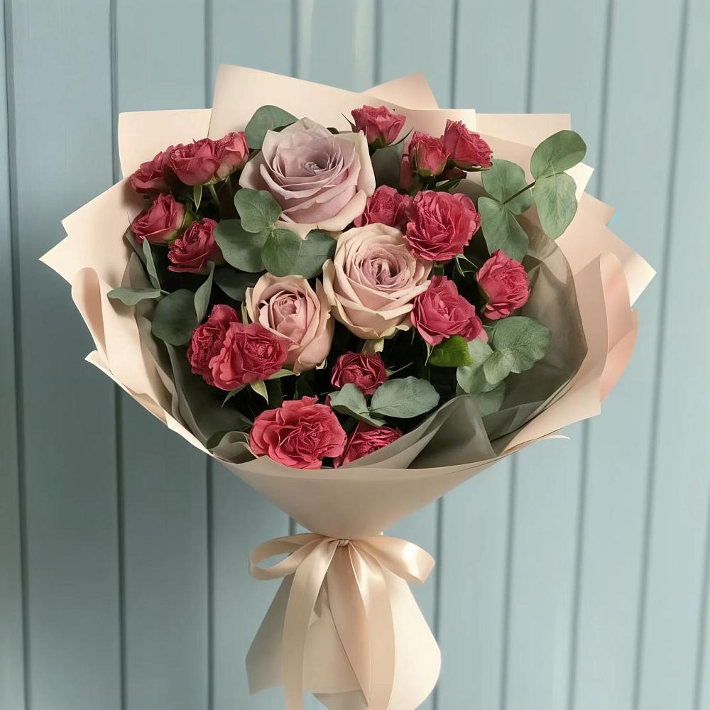 Букет цветов из: Гвоздики и Розы в Спутник