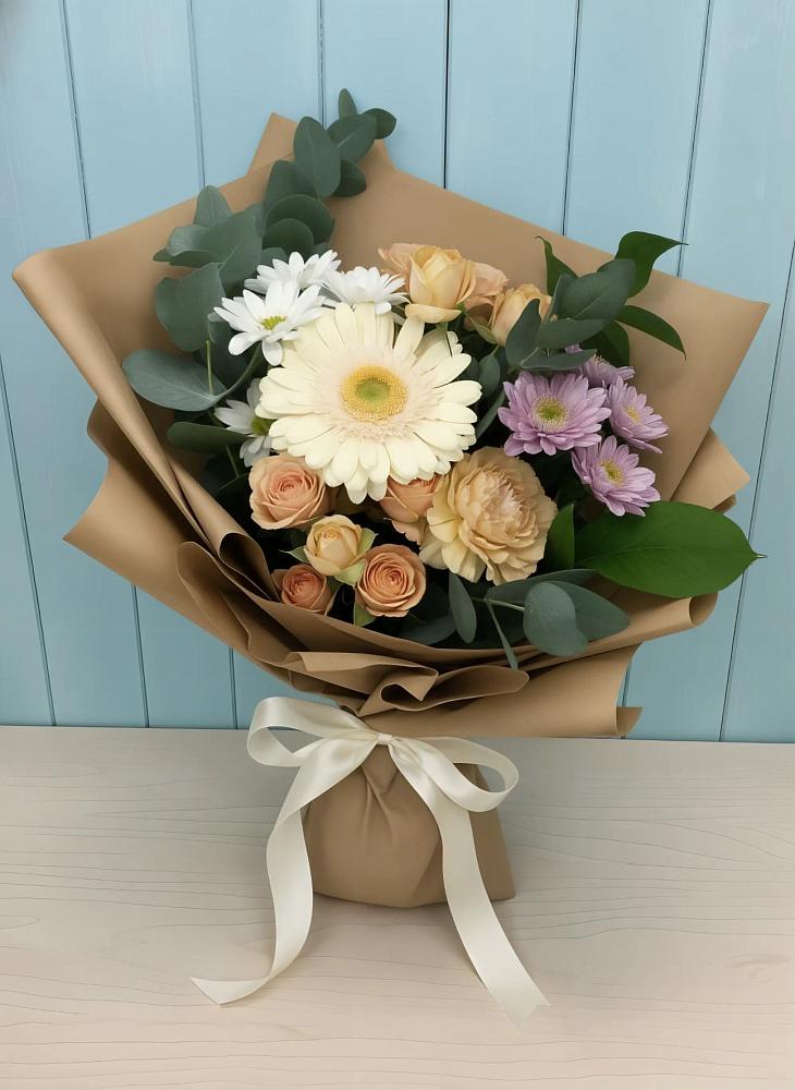 Букет цветов из: Герберы и Хризантемы в Спутник