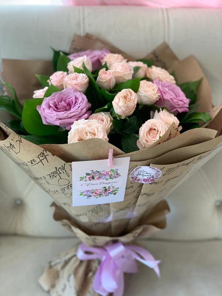 Букет цветов из: Розы в Спутник