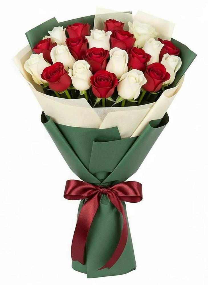 Букет Микс из красных и белых роз в Спутник