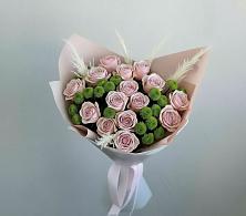 Букет цветов из:  Розы и Хризантемы в Спутник