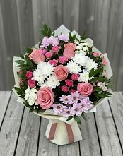 Букет цветов из:  Альстромерии, Гвоздики, Розы и Хризантемы в Спутник