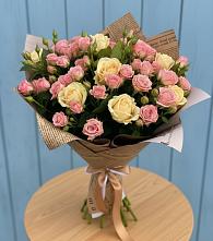 Букет цветов из:  Розы в Спутник