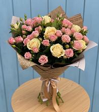 Букет цветов из:  Розы в Спутник