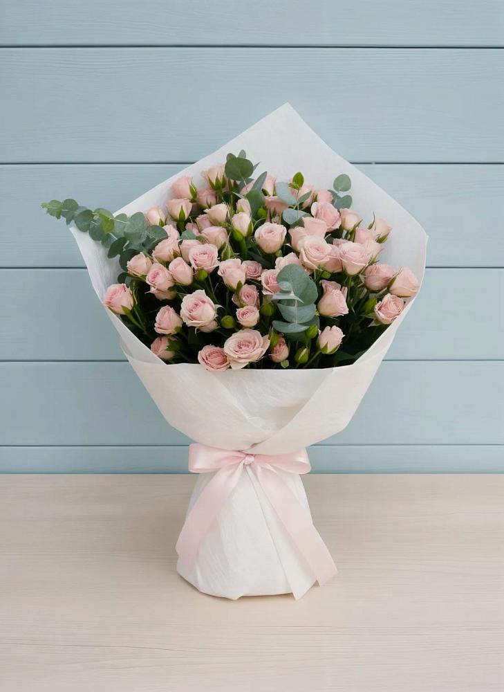 Букет цветов из: Розы в Спутник