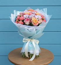 Букет цветов из:  Хризантемы и Розы в Спутник