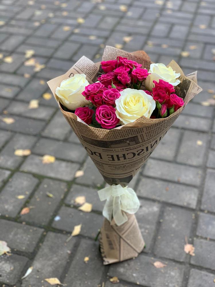 Букет цветов из: Розы в Спутник