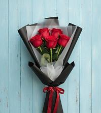 Букет цветов из:  Розы в Спутник