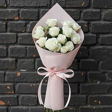 Букет цветов из:  Розы в Спутник