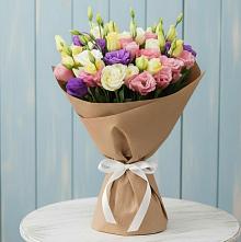 Букет цветов из:  Лизиантусы в Спутник